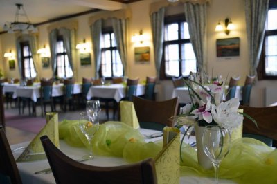 Hotel Zlatý Lev, s.r.o.