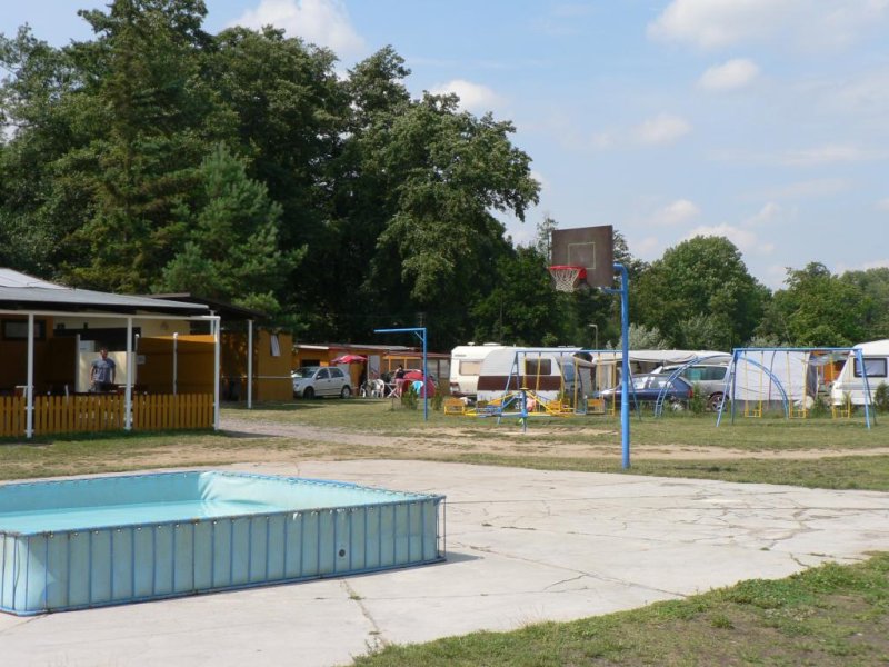 Kemp a koupaliště Vémyslice