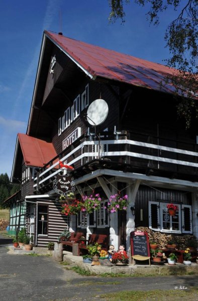 Hotel U Červené lišky Potůčky - Wohltat s.r.o.