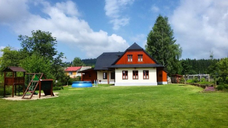 Chalupa za humny – samota u Žďáru nad Sázavou, kde lišky dávají dobrou noc