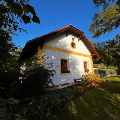 Chalupa Černická hájenka, panství Bechyně