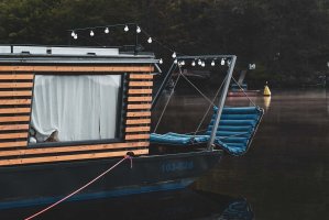 Houseboat Mali