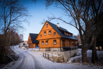 Roubenka u sjezdovky