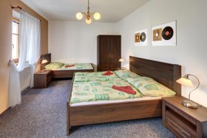 Penzion a restaurace U Vladaře