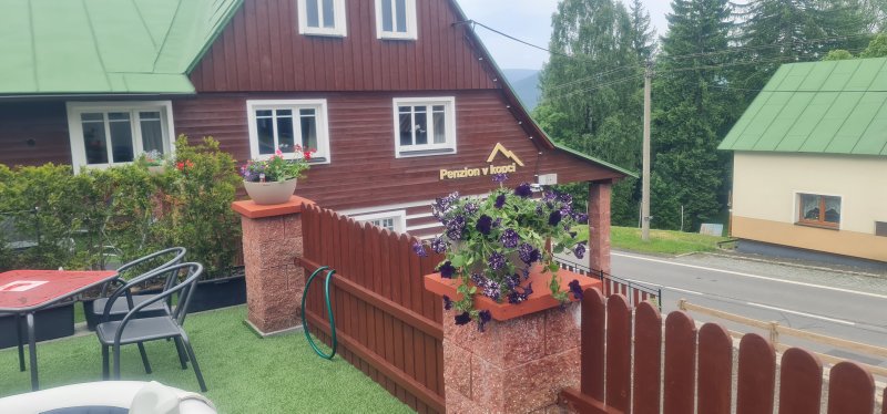 Penzion v kopci