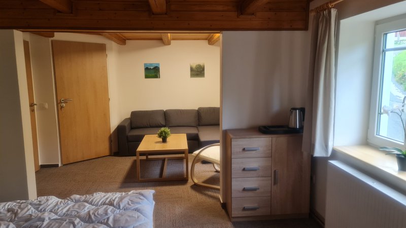 RODINNÝ POKOJ DELUXE - 8 / 2+2