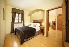 Castle View Apartments 