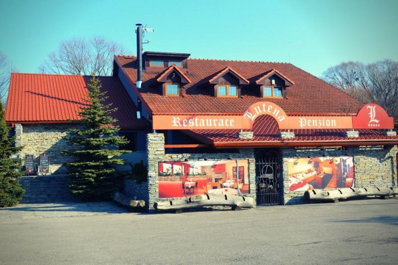 Restaurace a penzion Lutena