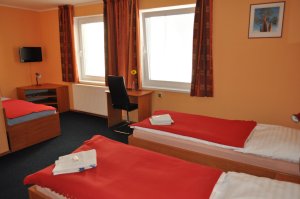 Penzion & Kavárna U Dubu