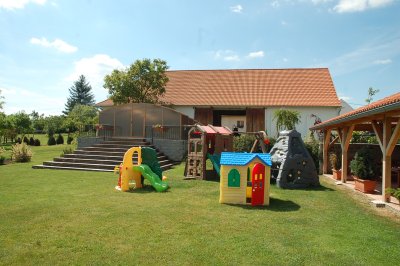 Čarodějnický dvůr