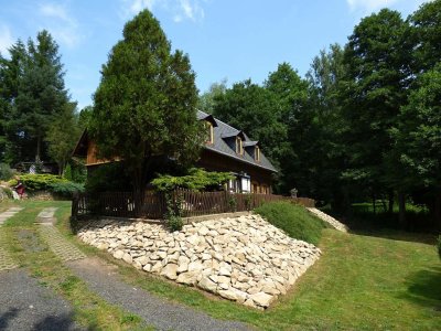 Chalupa nad potůčkem