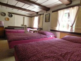 Chalupa nad potůčkem