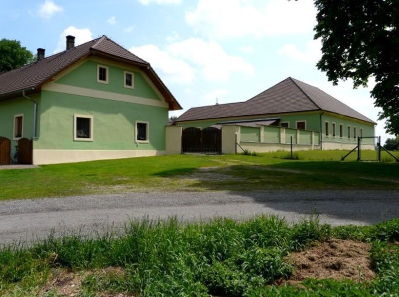 Penzion Nová Huť a  Ubytování Klikov