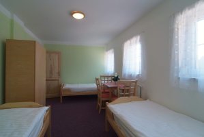 Penzion U přehrady a chatky