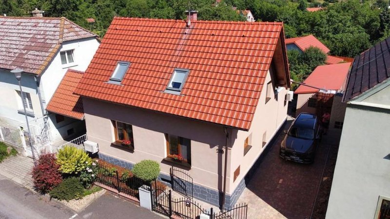 Wellness chalupa v Českém Středohoří