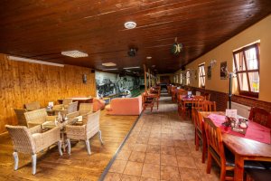 Penzion a restaurace Myslivna