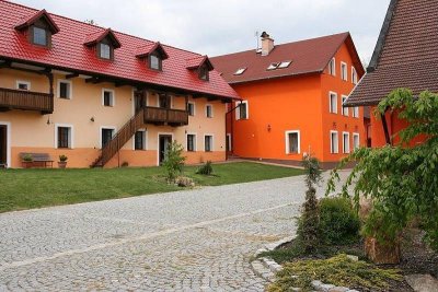 Podřipská Farma Rodiny Šebkových