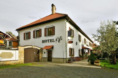 Hotel Kovárna