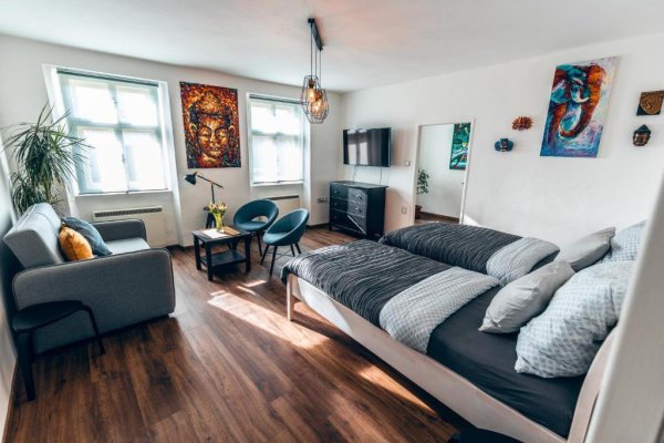 Kavárna a apartmány CAFÉ-CAFÉ