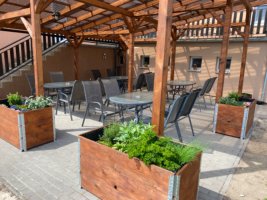 Moravský statek Strachotín