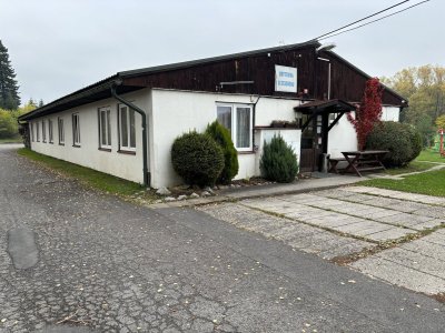 Ubytovna a restaurace U Stadionu