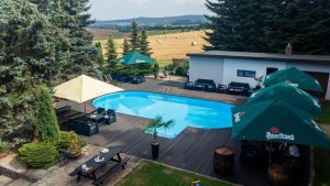 Restaurace a Penzion Tadeášovy Domky