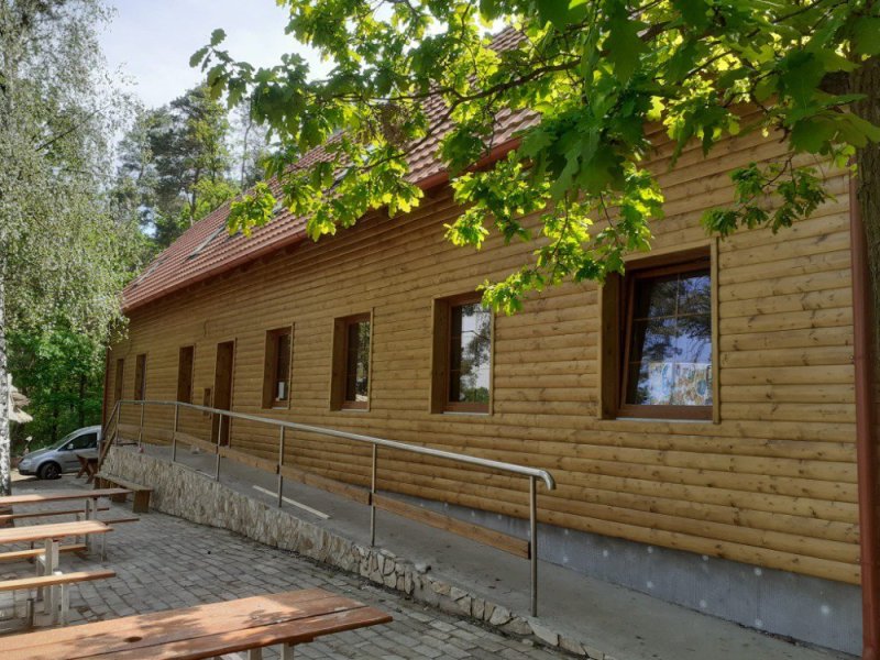 Ubytování Pizzeria Pralinka Jesenice