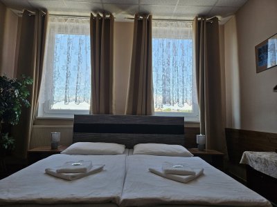 Hotel Zlatý kříž