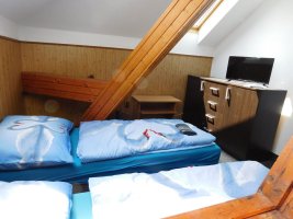Hotel hostel Kavalír Jirkov u Chomutova