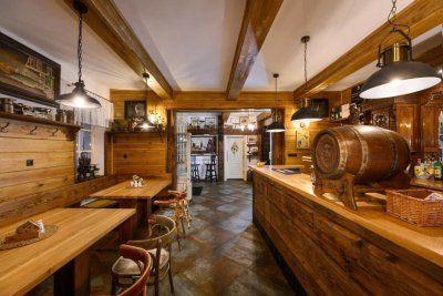 MAXMILLIAN Pension & Restaurant