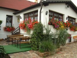 Selský Dvůr Biskoupky