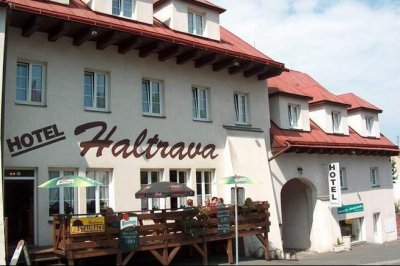 HOTEL HALTRAVA