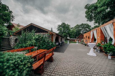 Penzion a restaurace U Jandů