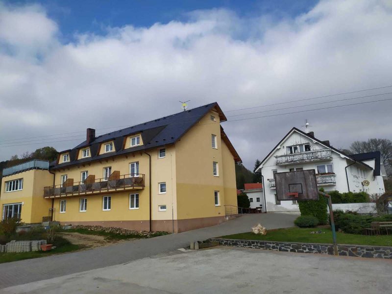 Penzion a restaurace U Jandů