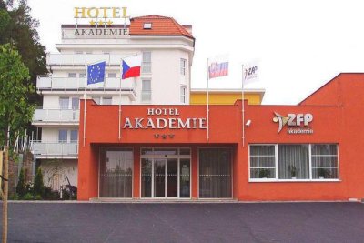 Hotel Akademie Naháč