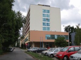 AVANTI hotel