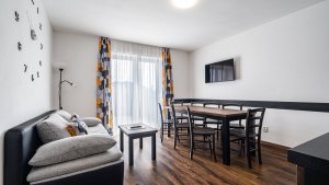 J-H Apartmány