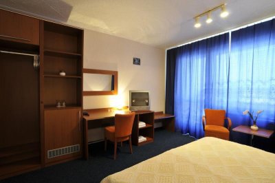 Hotel Krystal