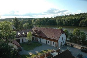 Hotel Štiřínská stodola