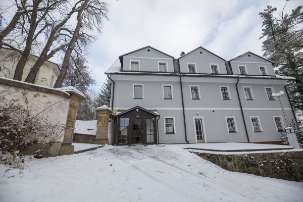 Hotel AURI