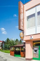 Hotel a Kozlovna Alfa