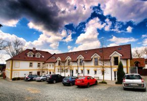 Hotel Pod Kokšínem