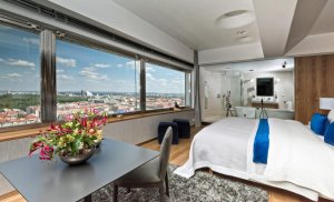 SKY SUITE Hotel