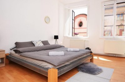 Apartment 4