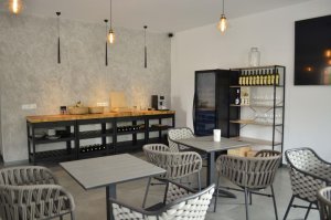 Veltlin Bed & Wine