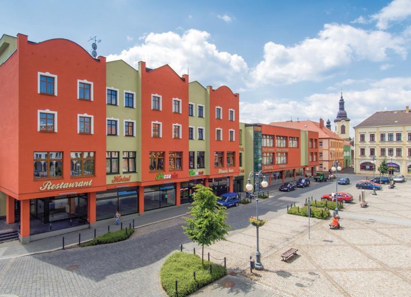Wellness Hotel Lužan****