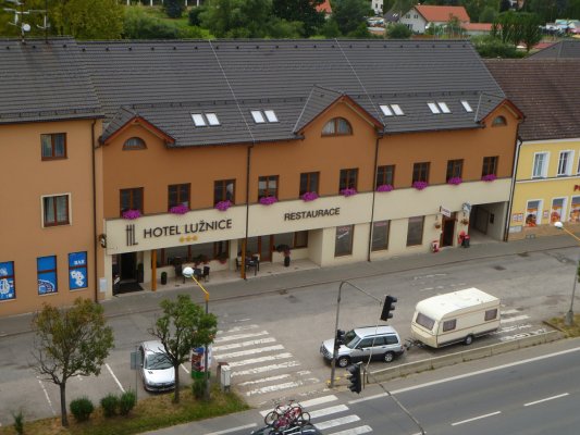 HOTEL LUŽNICE