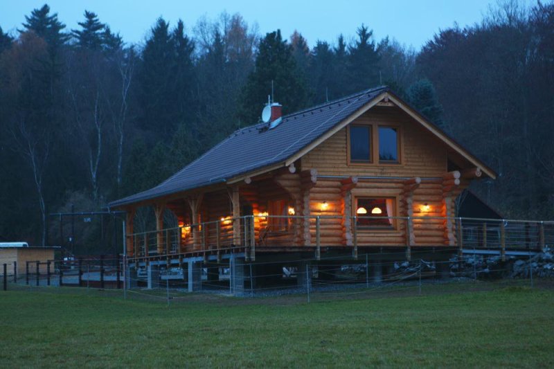 HOLIDAY HOME MB RANCH