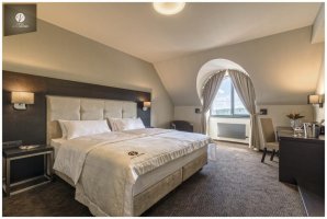 **** HOTEL VICTORY