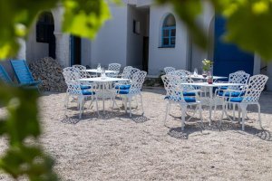 Naturální vinařství Dvorek - Penzion, Bistro & Wellness